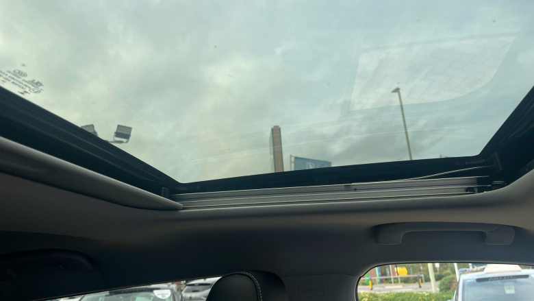 Omoda 5 1.6 TGDI Noble 5dr 7DCT Petrol Estate